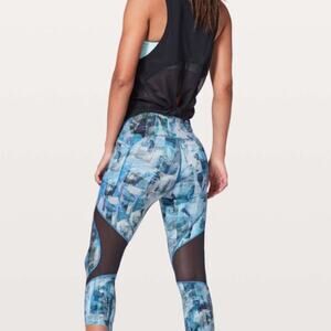 Lululemon On Pace Crop in Sun Dazed Multi Blue